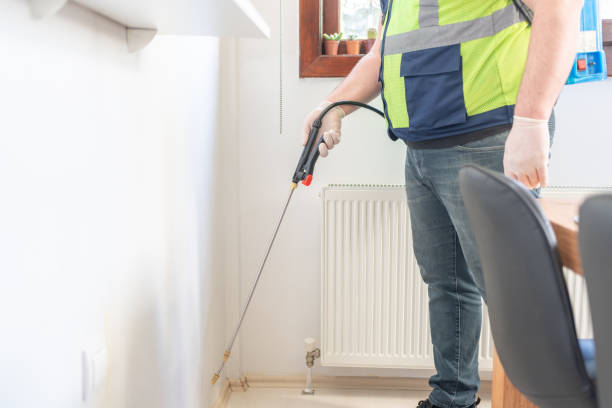 Best Commercial Pest Control Services  in Sedgwick, KS